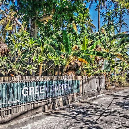 Green Garden Lembongan Yoga Spa And Holistic Healing Center Екстер'єр фото