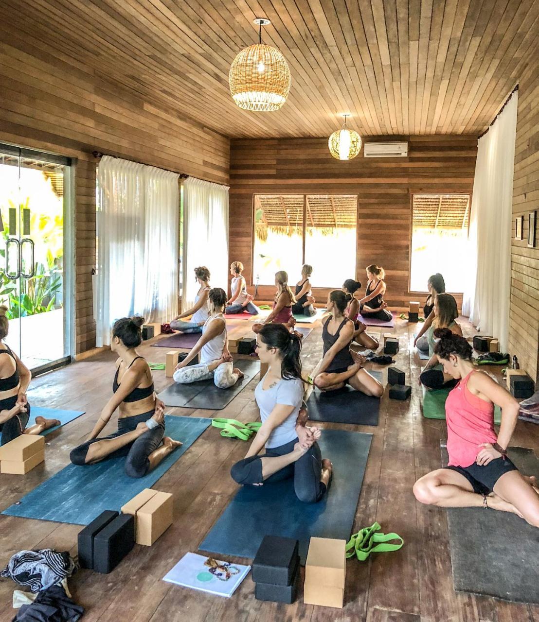 Green Garden Lembongan Yoga Spa And Holistic Healing Center Екстер'єр фото