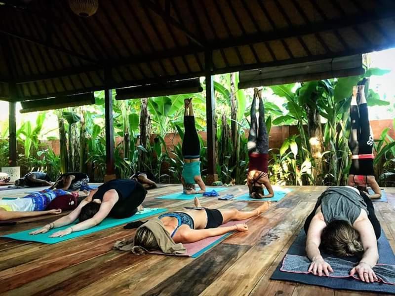Green Garden Lembongan Yoga Spa And Holistic Healing Center Екстер'єр фото