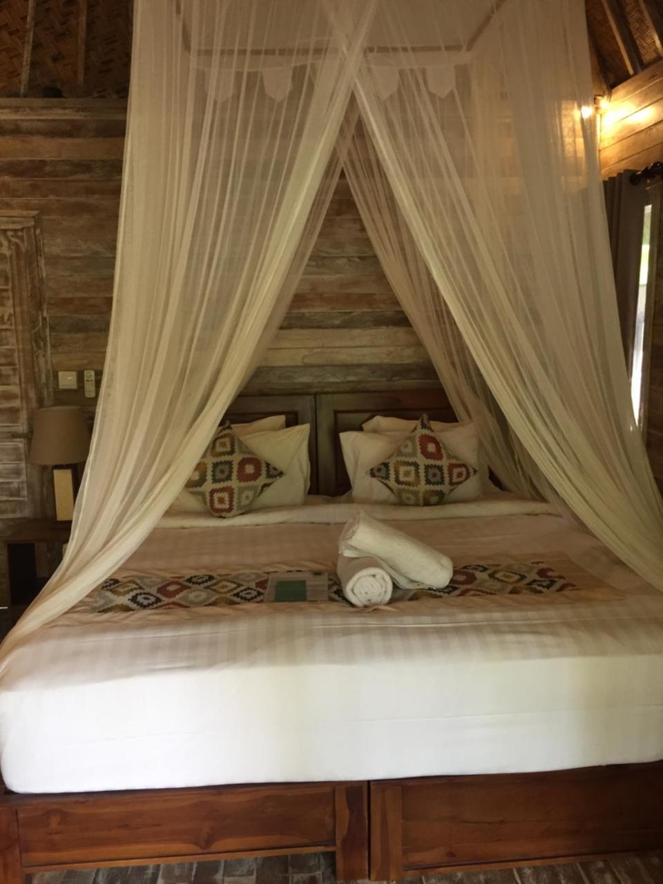 Green Garden Lembongan Yoga Spa And Holistic Healing Center Екстер'єр фото