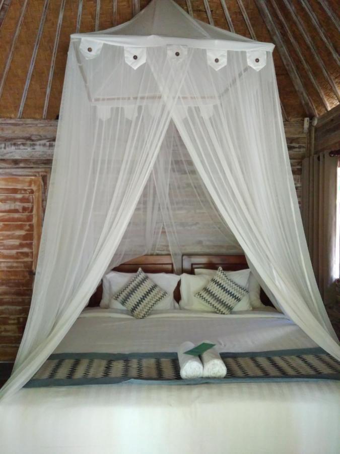 Green Garden Lembongan Yoga Spa And Holistic Healing Center Екстер'єр фото